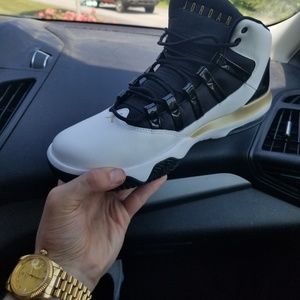 Meet your Posher, Kobe